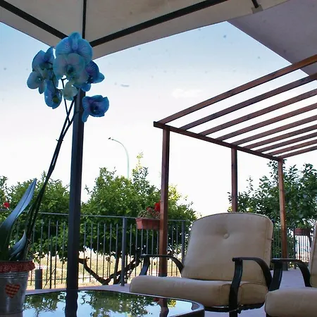 לינה וארוחת בוקר Melibleo