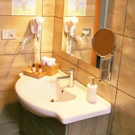 فندق مبيت وإفطار Melibleo Melilli